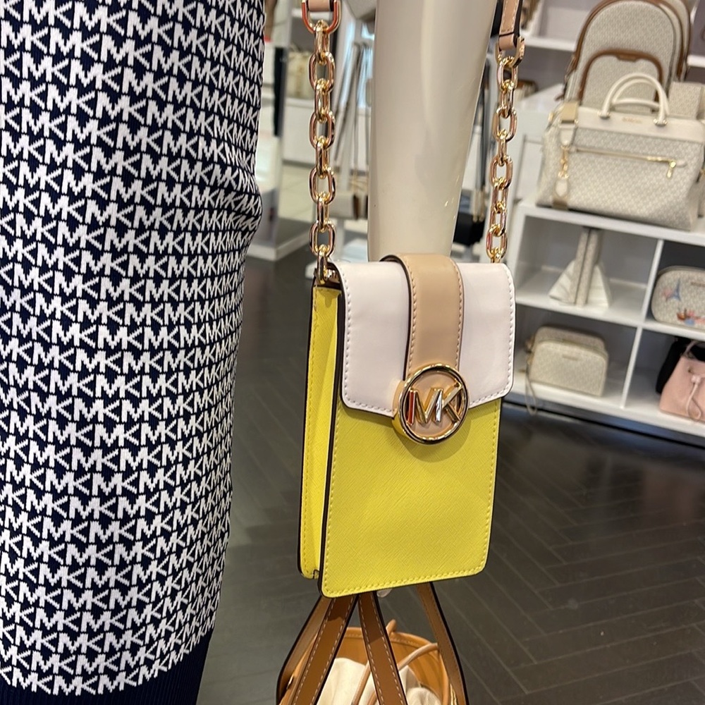 Michael Kors Carmen Small Color-Block Faux Leather Phone Crossbody Bag Sunshn - Picture 3 of 16